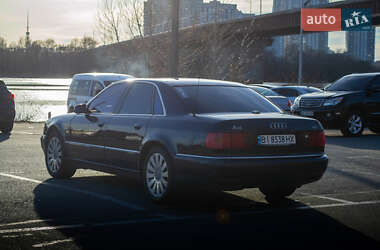 Седан Audi A8 2000 в 