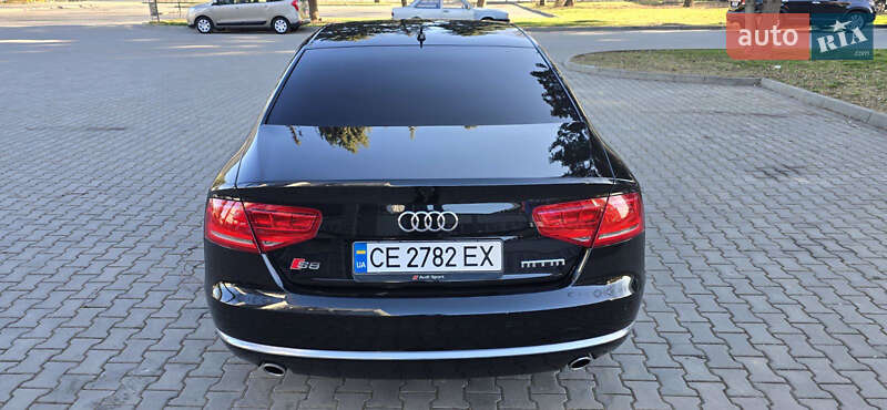 Седан Audi A8 2010 в Черновцах
