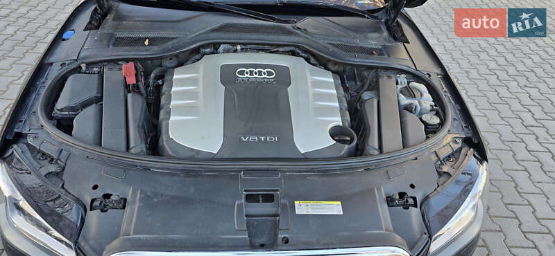Седан Audi A8 2010 в Черновцах