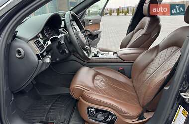 Седан Audi A8 2015 в 