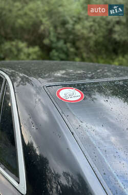 Седан Audi A8 2000 в 