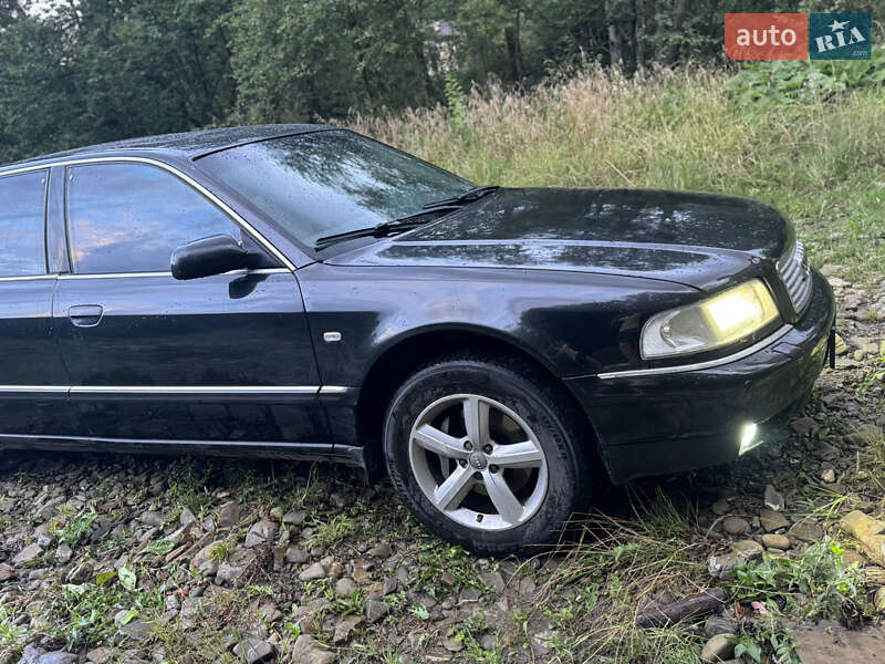 Седан Audi A8 2000 в Сумах