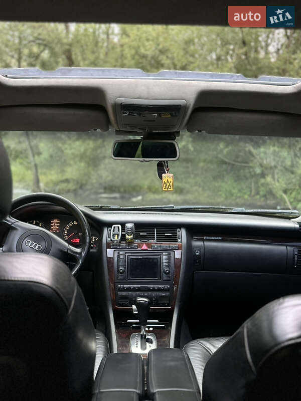 Седан Audi A8 2000 в Сумах