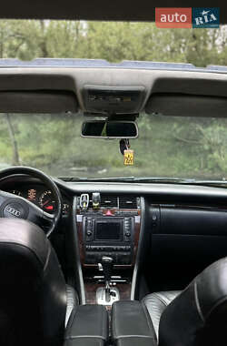 Седан Audi A8 2000 в 