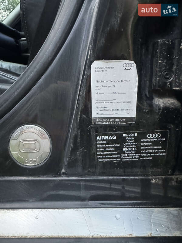Седан Audi A8 2000 в Сумах