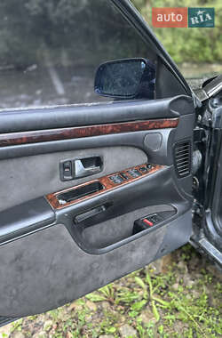 Седан Audi A8 2000 в 
