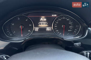 Седан Audi A8 2012 в 