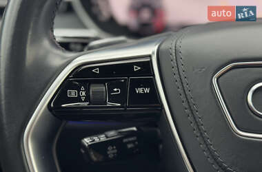 Седан Audi A8 2018 в 