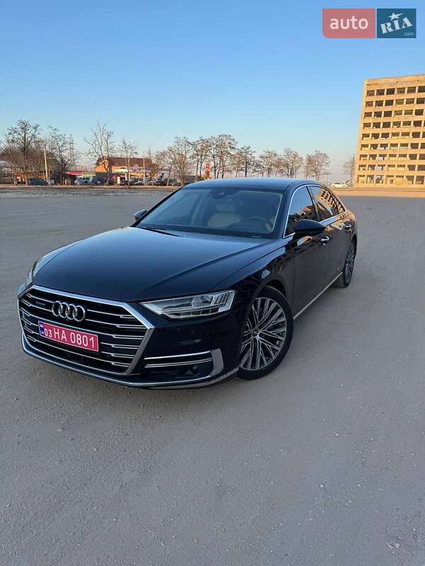 Седан Audi A8 2019 в 