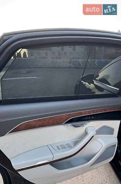 Седан Audi A8 2019 в 