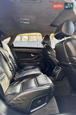 Седан Audi A8 2005 в 