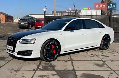 Седан Audi A8 2017 в 