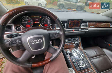 Седан Audi A8 2003 в 
