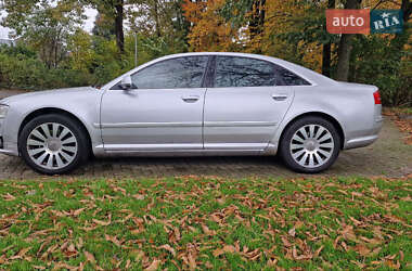 Седан Audi A8 2003 в 