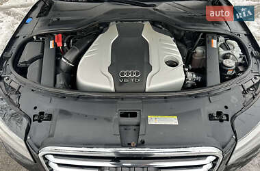 Седан Audi A8 2012 в 