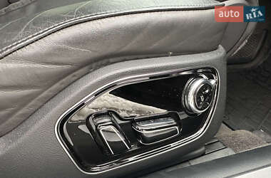 Седан Audi A8 2012 в 