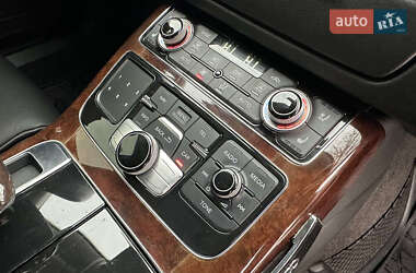 Седан Audi A8 2012 в 