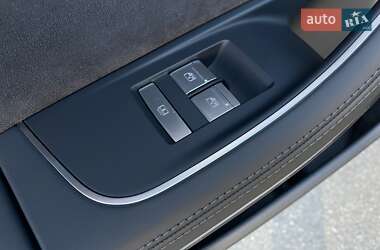Седан Audi A8 2021 в 