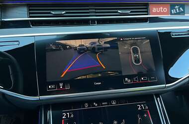 Седан Audi A8 2021 в 