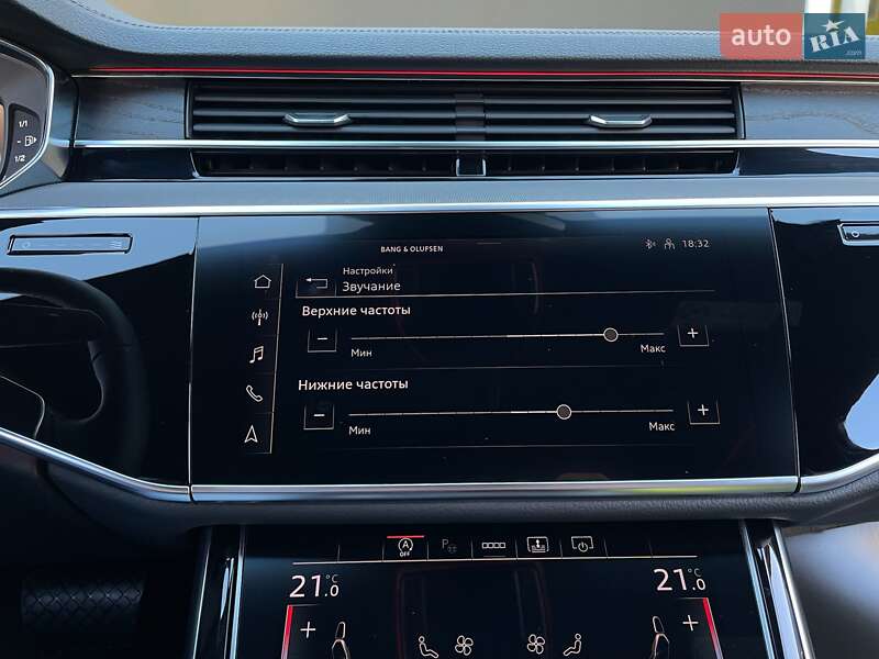 Седан Audi A8 2021 в Киеве