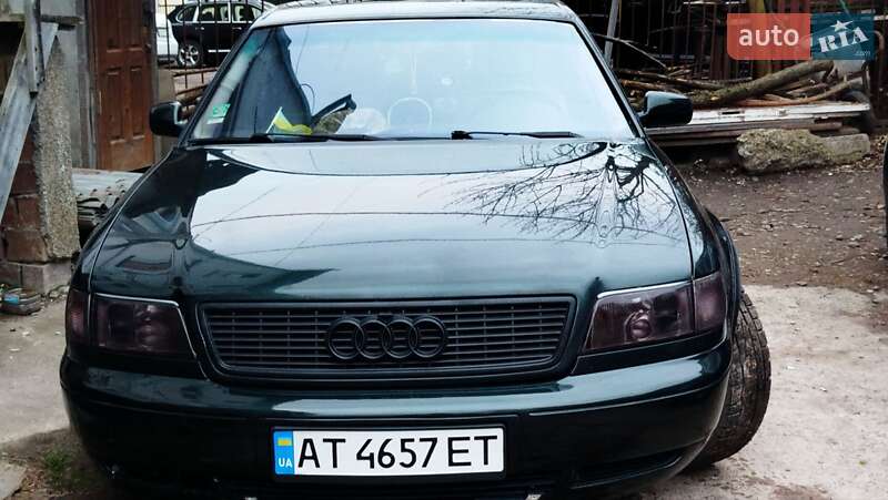 Седан Audi A8 1996 в 