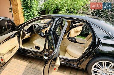 Седан Audi A8 2013 в 
