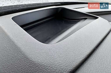 Седан Audi A8 2014 в 