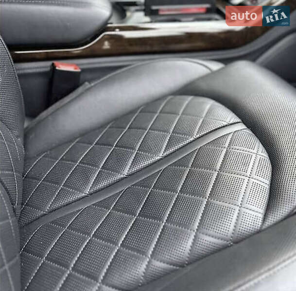 Седан Audi A8 2014 в Одессе