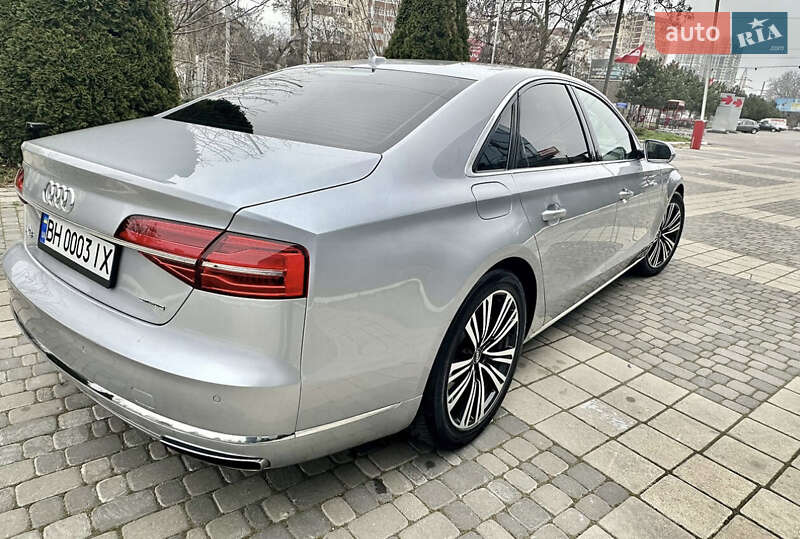 Седан Audi A8 2014 в Одессе