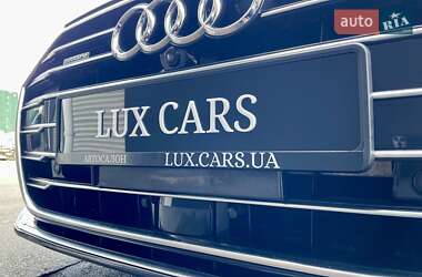 Седан Audi A8 2019 в 