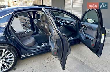 Седан Audi A8 2019 в 