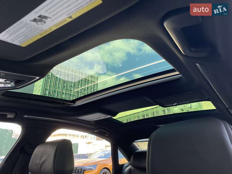 Седан Audi A8 2019 в Киеве фото 55 Седан Audi A8 2019 в Киеве