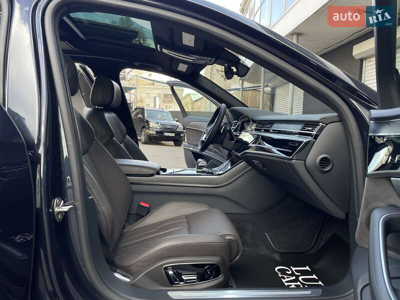 Седан Audi A8 2019 в Киеве фото 63 Седан Audi A8 2019 в Киеве