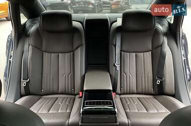 Седан Audi A8 2019 в 