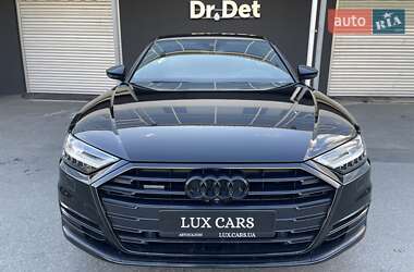 Седан Audi A8 2021 в 