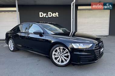 Седан Audi A8 2021 в 
