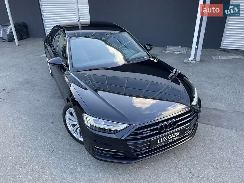 Седан Audi A8 2021 в Киеве