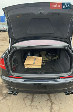 Седан Audi A8 2008 в 