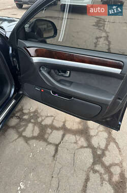 Седан Audi A8 2008 в 