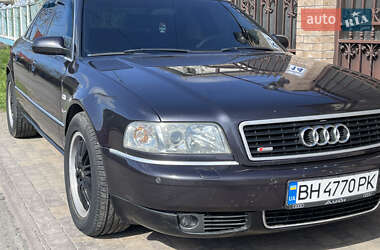 Седан Audi A8 2000 в 
