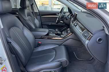 Седан Audi A8 2011 в 