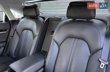Седан Audi A8 2011 в 