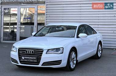 Седан Audi A8 2011 в 