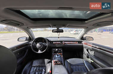 Седан Audi A8 2004 в 
