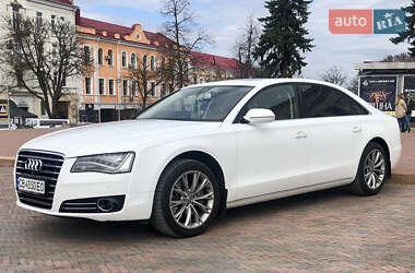 Седан Audi A8 2012 в 