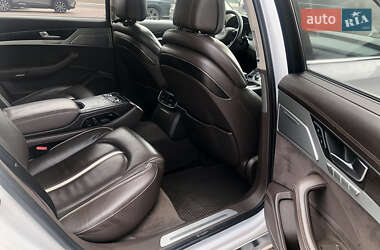 Седан Audi A8 2012 в 