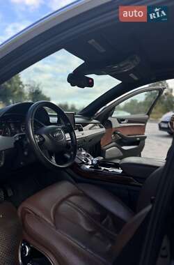 Седан Audi A8 2012 в 