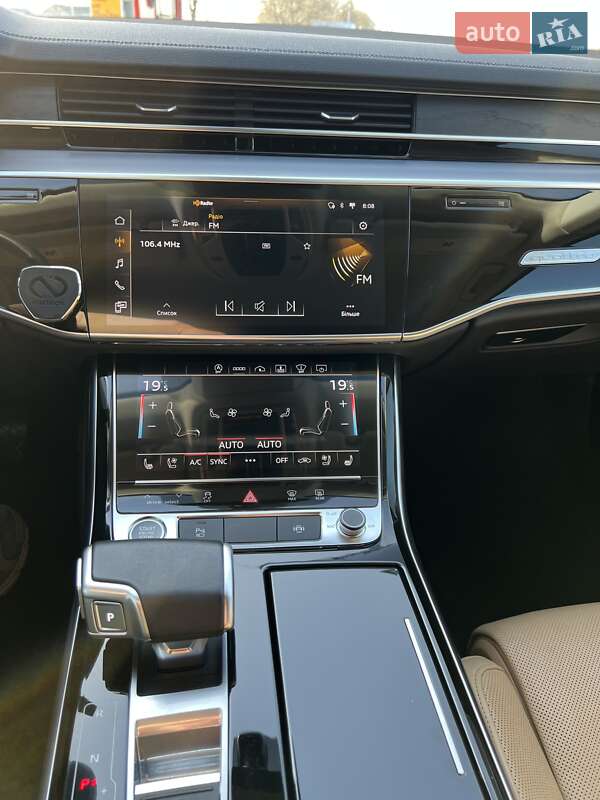 Седан Audi A8 2020 в Виннице