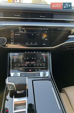 Седан Audi A8 2020 в 