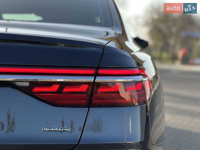 Седан Audi A8 2020 в Виннице